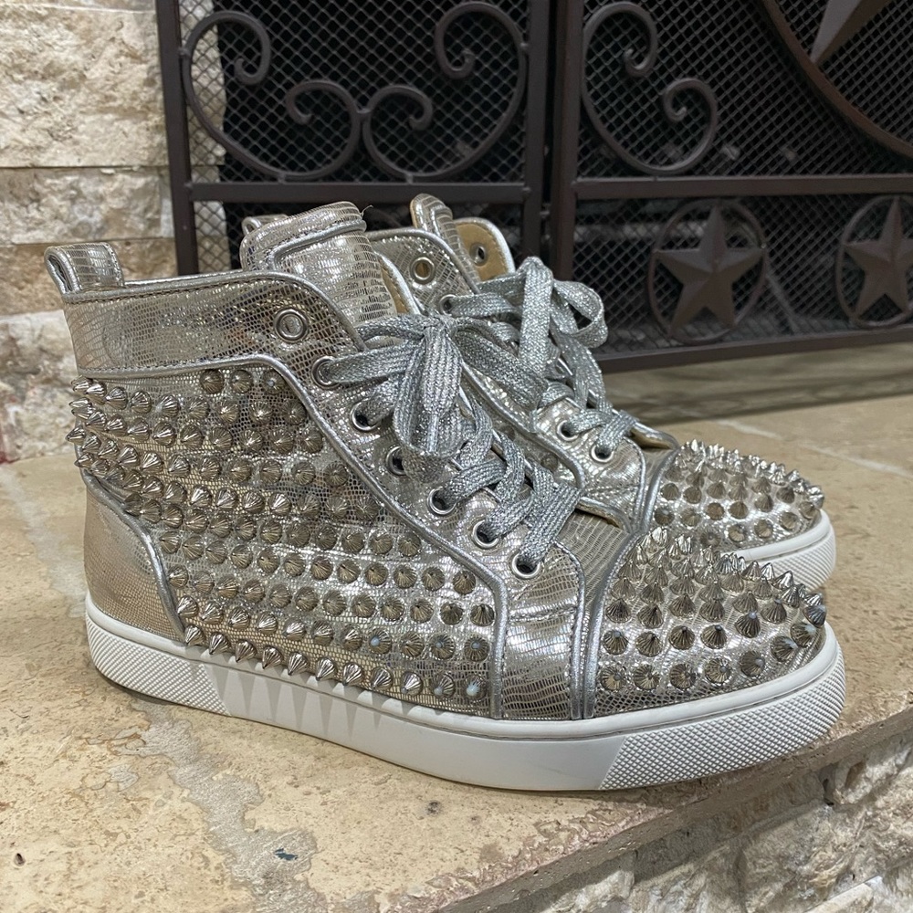 Christian Louboutin LOUIS SPIKES FLAT LAMINATO Sneakers Women's EU Sz 35 / US 5